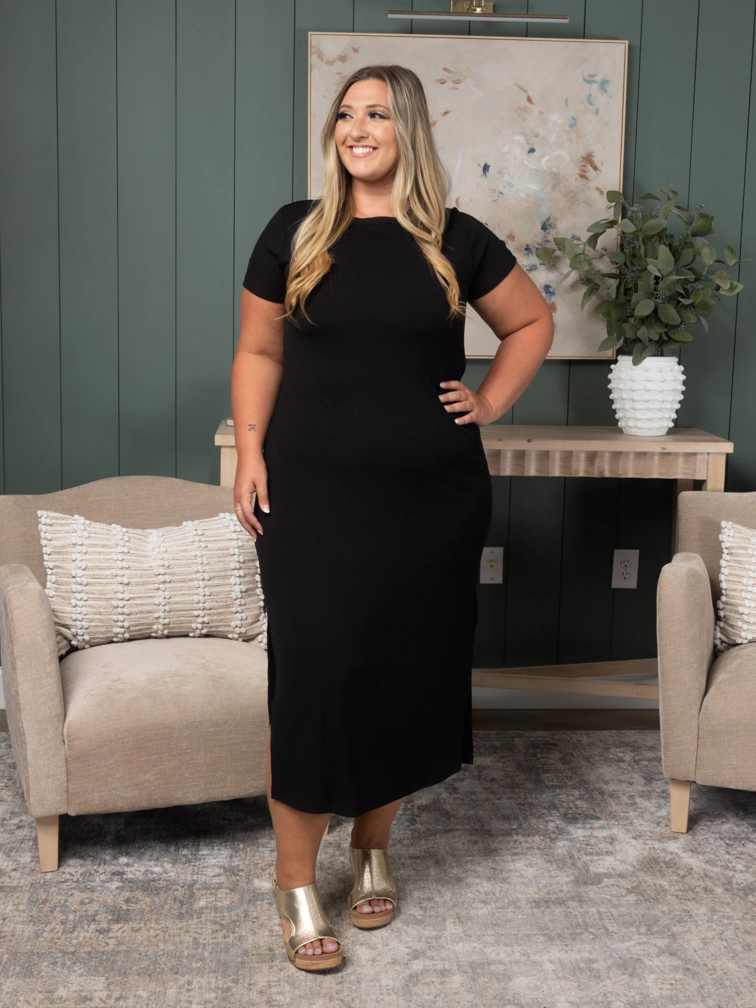 Short Sleeve Dress W/ Side Slit | S-3X 2 Short Sleeve Dress W/ Side Slit | S-3X - Image 2